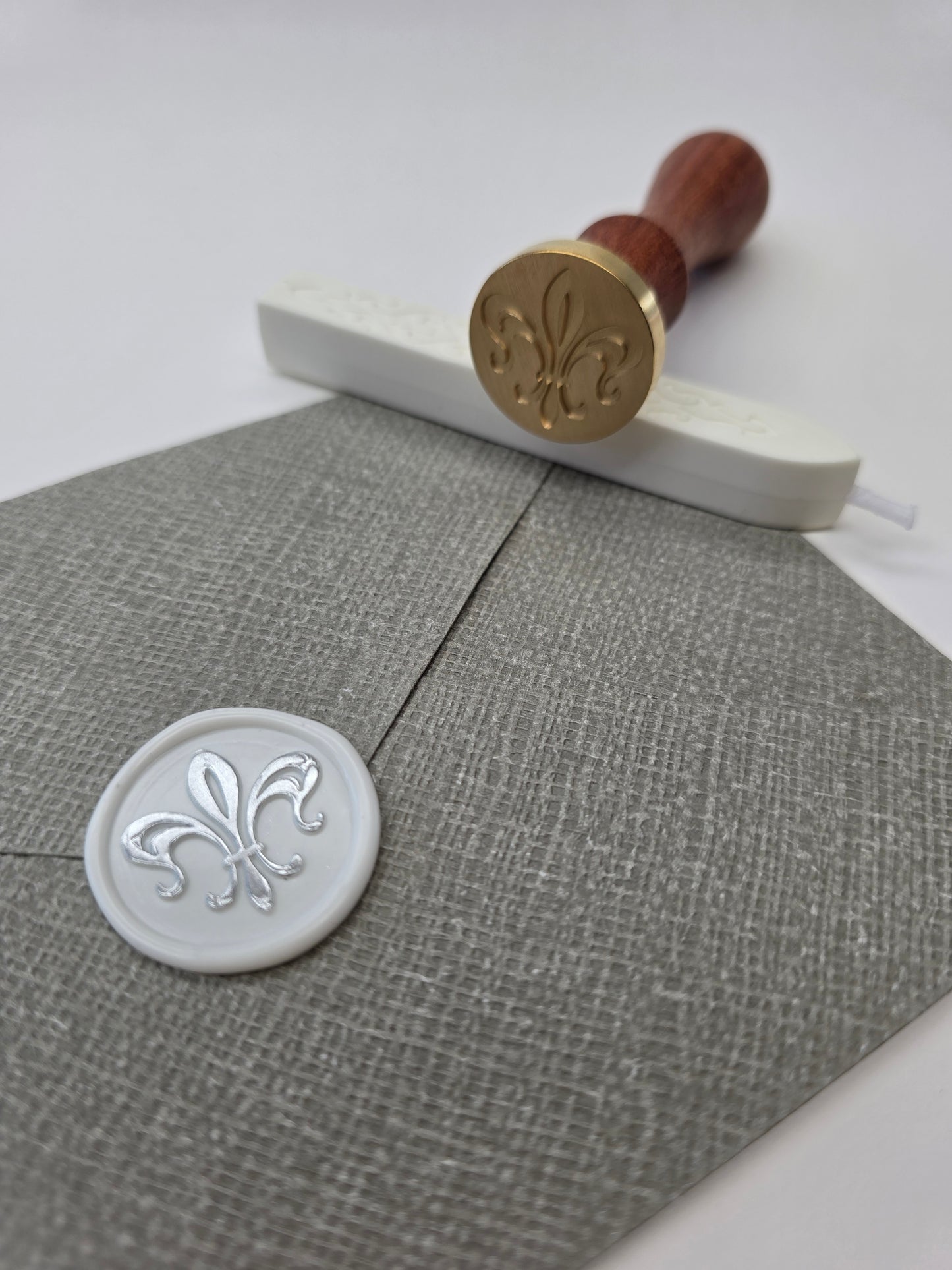Fleur de lis