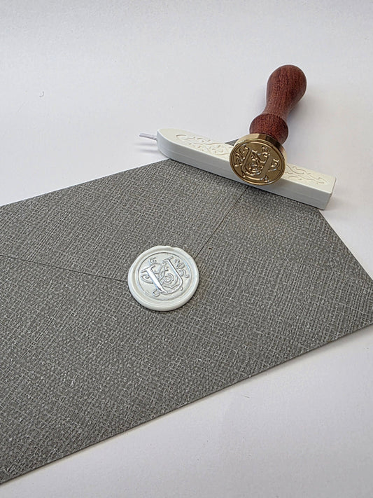 Letter U stamp head