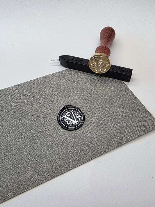Letter V stamp head